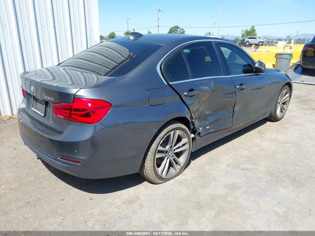 BMW 330I 2017 WBA8B9G3XHNU55581 Image 4