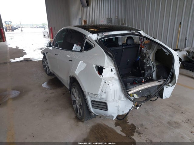 Продаж на аукціоні авто 2022 Tesla Model Y Long Range Dual Motor All-wheel Drive, vin: 7SAYGDEE2NA022858, номер лоту: 44902552
