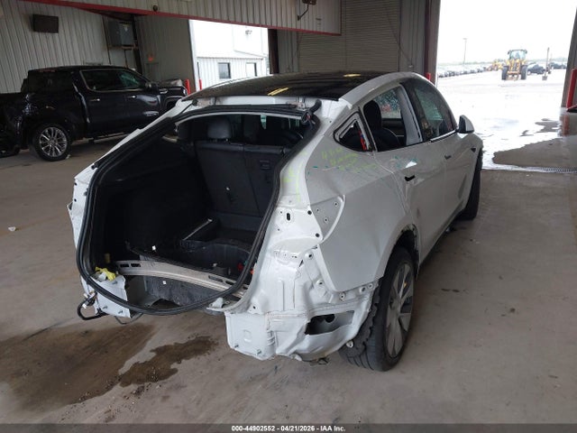 Продаж на аукціоні авто 2022 Tesla Model Y Long Range Dual Motor All-wheel Drive, vin: 7SAYGDEE2NA022858, номер лоту: 44902552