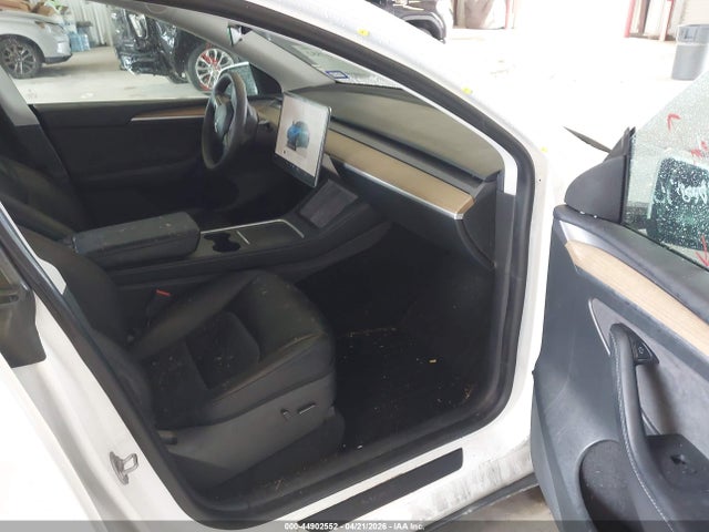 Продаж на аукціоні авто 2022 Tesla Model Y Long Range Dual Motor All-wheel Drive, vin: 7SAYGDEE2NA022858, номер лоту: 44902552