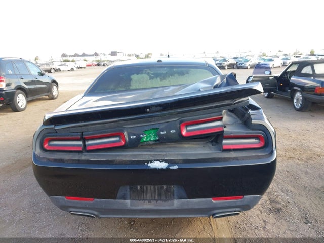 2C3CDZAG8JH280429 Dodge Challenger Sxt