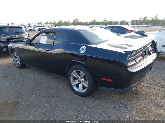 2C3CDZAG8JH280429 Dodge Challenger Sxt