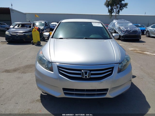 44902621 :رقم المزاد ، 1HGCP2F41BA026734 vin ، 2011 Honda Accord 2.4 Lx-p مزاد بيع