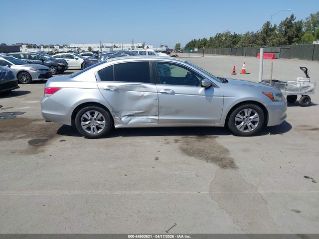 44902621 :رقم المزاد ، 1HGCP2F41BA026734 vin ، 2011 Honda Accord 2.4 Lx-p مزاد بيع