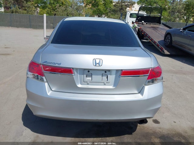 44902621 :رقم المزاد ، 1HGCP2F41BA026734 vin ، 2011 Honda Accord 2.4 Lx-p مزاد بيع