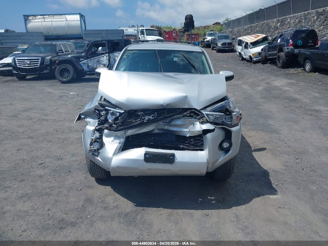 Продажа на аукционе авто 2022 Toyota 4runner Sr5, vin: JTEMU5JR1N6067271, номер лота: 44902634