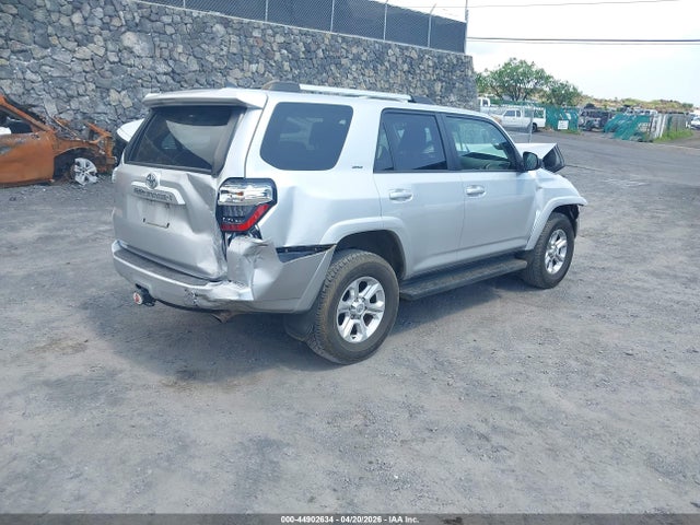 Продажа на аукционе авто 2022 Toyota 4runner Sr5, vin: JTEMU5JR1N6067271, номер лота: 44902634