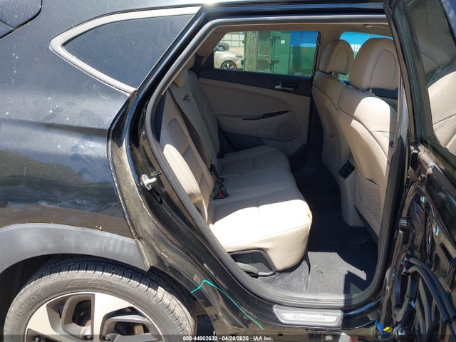 44902639 :رقم المزاد ، KM8J33A23HU434717 vin ، 2017 Hyundai Tucson Limited مزاد بيع