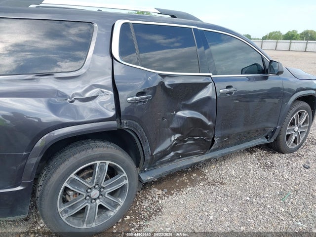 44902640 :رقم المزاد ، 1GKKNPLS7HZ201972 vin ، 2017 Gmc Acadia Denali مزاد بيع