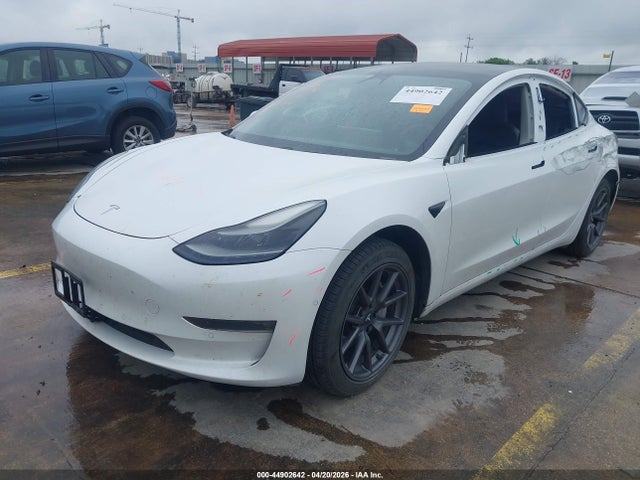 2021 Tesla Model 3 Long Range Dual Motor All-wheel Drive მანქანა იყიდება აუქციონზე, vin: 5YJ3E1EB7MF059567, აუქციონის ნომერი: 44902642