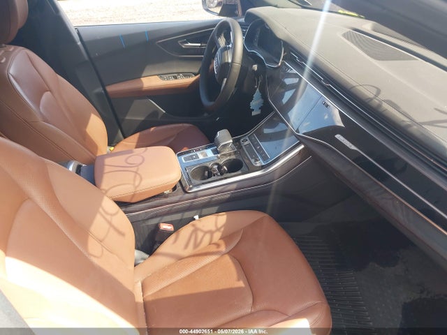 Aukcja sprzedaży 2023 Audi Q8 Premium Plus 55 Tfsi Quattro Tiptronic, vin: WA1EVBF10PD025352, numer aukcji: 44902651