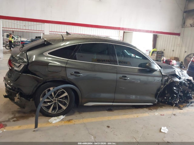 Продаж на аукціоні авто 2023 Audi Q5 Sportback Premium Plus 45 Tfsi S Line Quattro S Tronic, vin: WA15AAFY9P2074404, номер лоту: 44902654