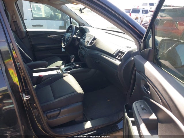 Продажа на аукционе авто 2019 Honda Ridgeline Sport, vin: 5FPYK2F1XKB007686, номер лота: 44902662