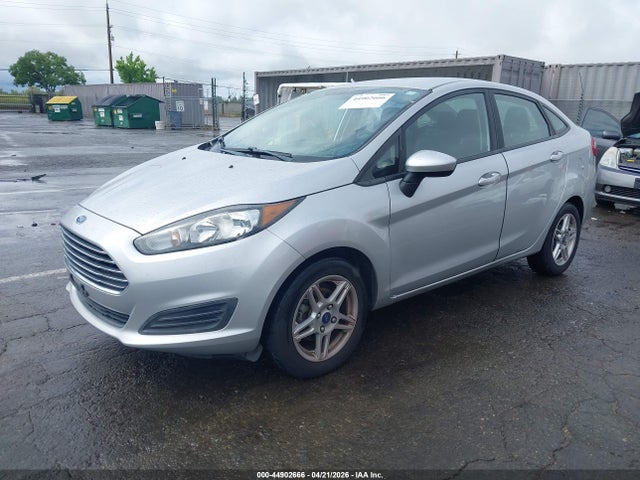 Ford FIESTA SE 2017 3FADP4BJ9HM146230 Image 2