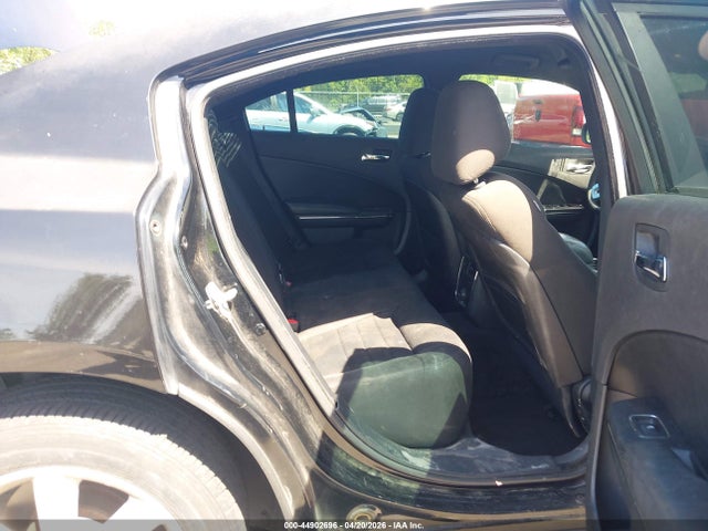 44902696 :رقم المزاد ، 2C3CDXBG7DH637610 vin ، 2013 Dodge Charger Se مزاد بيع