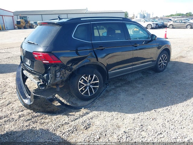 2021 Volkswagen Tiguan 2.0t Se/2.0t Se R-line Black/2.0t Sel მანქანა იყიდება აუქციონზე, vin: 3VV3B7AX2MM080644, აუქციონის ნომერი: 44902710