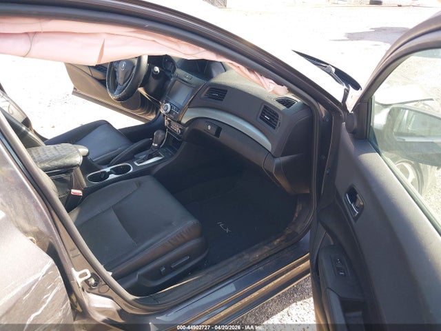44902727 :رقم المزاد ، 19UDE2F7XJA004573 vin ، 2018 Acura Ilx Premium Package/technology Plus Package مزاد بيع