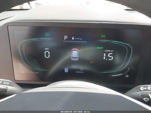 KNDCP3LE4R5129084 KIA NIRO LX