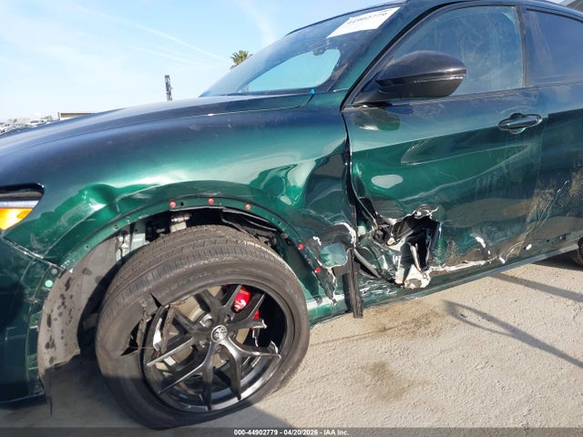 ZASPAKBN9M7D12158 Alfa Romeo Stelvio Ti Awd