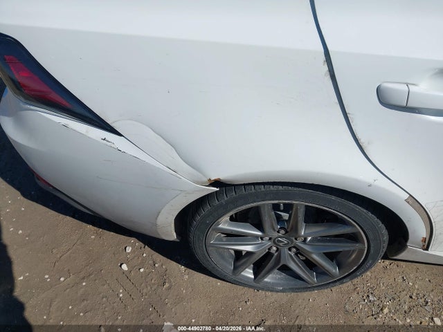 Продажа на аукционе авто 2016 Lexus Is 200t, vin: JTHBA1D20G5032689, номер лота: 44902780