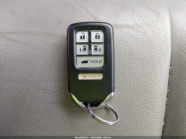 Продажа на аукционе авто 2016 Honda Odyssey Ex-l, vin: 5FNRL5H67GB101682, номер лота: 44902781
