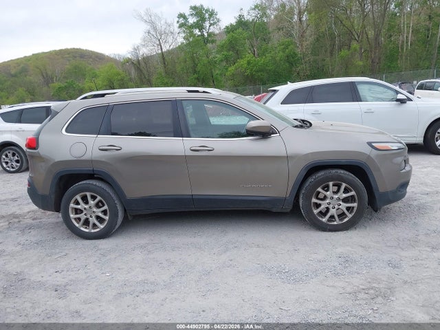 Продажа на аукционе авто 2017 Jeep Cherokee Latitude Fwd, vin: 1C4PJLCB1HW549919, номер лота: 44902795