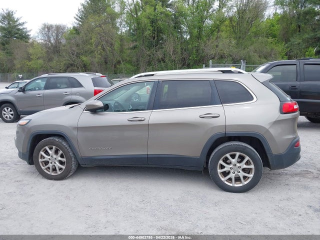 Продажа на аукционе авто 2017 Jeep Cherokee Latitude Fwd, vin: 1C4PJLCB1HW549919, номер лота: 44902795