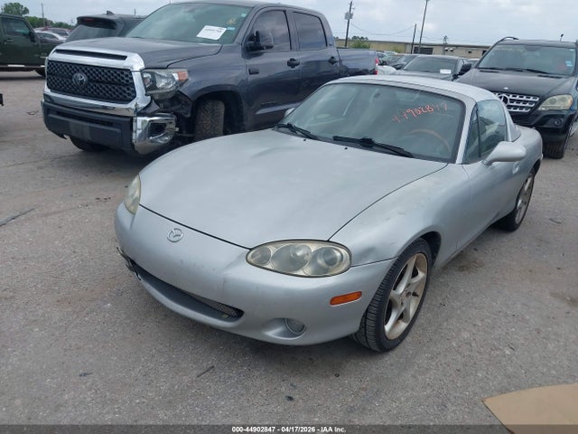 44902847 :رقم المزاد ، JM1NB353210203252 vin ، 2001 Mazda Mx-5 Miata Ls/special Edition مزاد بيع