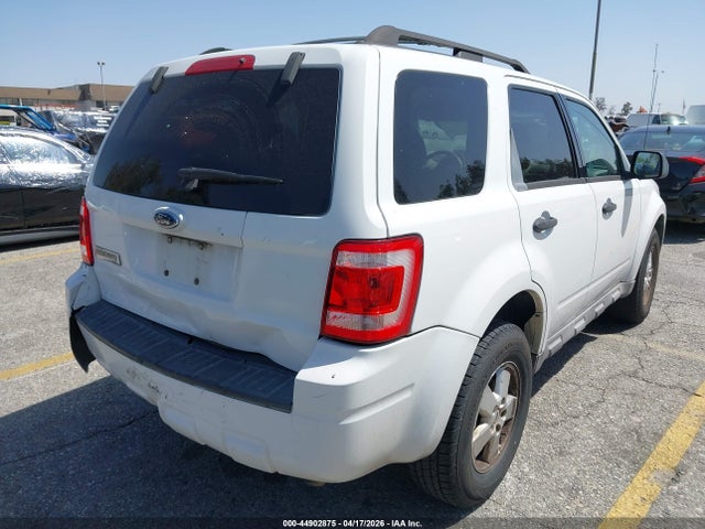 2009 Ford Escape Xlt მანქანა იყიდება აუქციონზე, vin: 1FMCU03789KB04128, აუქციონის ნომერი: 44902875