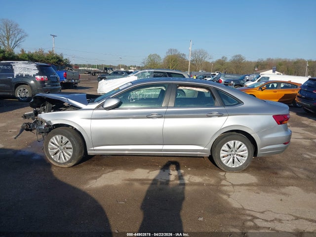 Aukcja sprzedaży 2019 Volkswagen Jetta 1.4t R-line/1.4t S/1.4t Se, vin: 3VWC57BU0KM194243, numer aukcji: 44902878