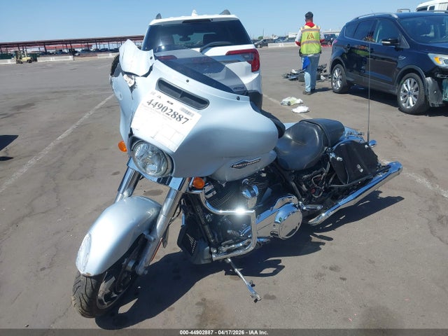 Продажа на аукционе авто 2023 Harley-davidson Flhx, vin: 1HD1KBC17PB607489, номер лота: 44902887