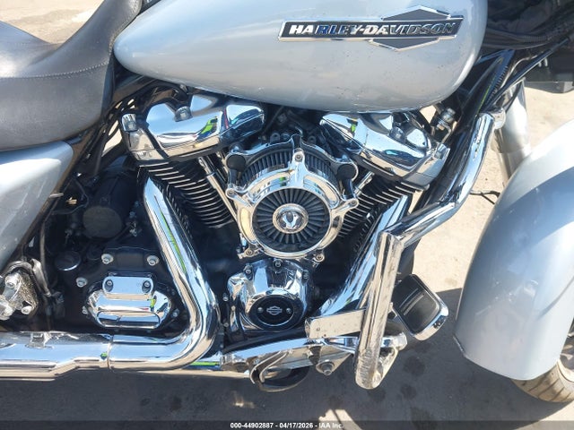 Продажа на аукционе авто 2023 Harley-davidson Flhx, vin: 1HD1KBC17PB607489, номер лота: 44902887