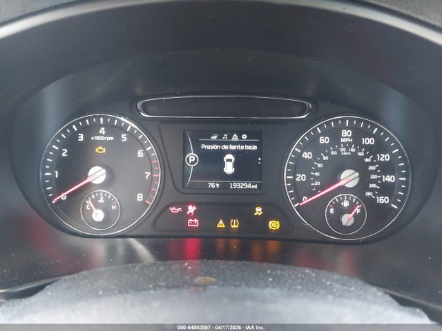 5XYPG4A34HG274740 KIA Sorento 2.4l Lx