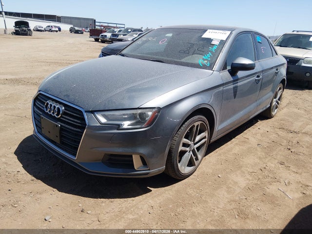 2018 Audi A3 მანქანა იყიდება აუქციონზე, vin: WAUAUGFF8J1092562, აუქციონის ნომერი: 44902910