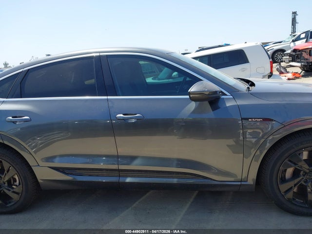 WA11AAGE0MB000691 Audi E-tron Sportback Premium Quattro