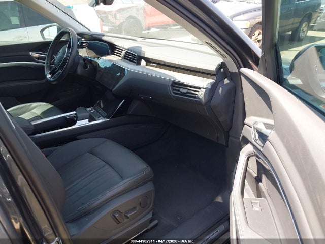 WA11AAGE0MB000691 Audi E-tron Sportback Premium Quattro