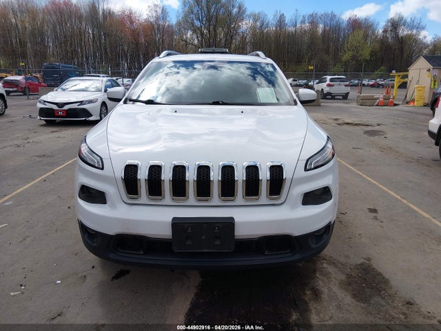 Продаж на аукціоні авто 2018 Jeep Cherokee Latitude 4x4, vin: 1C4PJMCB1JD568588, номер лоту: 44902916