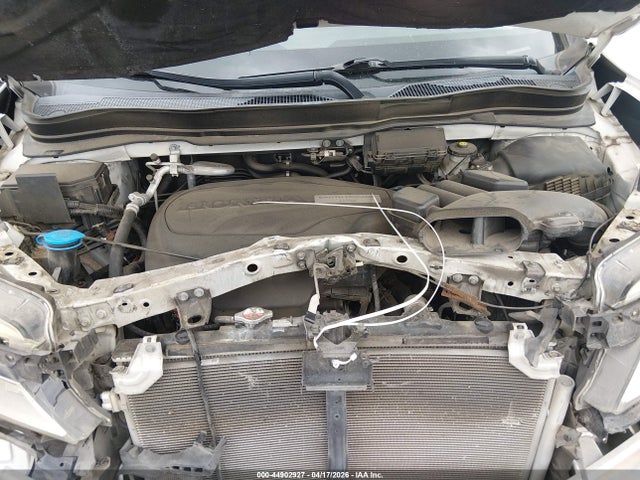 44902927 :رقم المزاد ، 5FNYF5H66KB011578 vin ، 2019 Honda Pilot Touring مزاد بيع