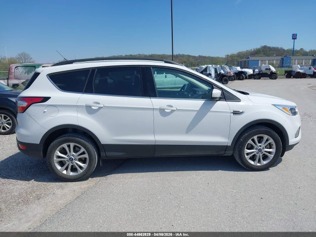 1FMCU9GD9JUD08451 Ford ESCAPE SE
