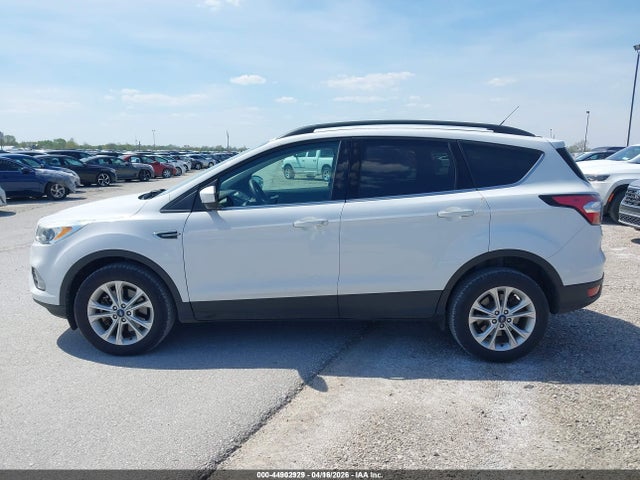 1FMCU9GD9JUD08451 Ford ESCAPE SE