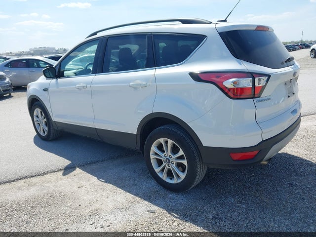 1FMCU9GD9JUD08451 Ford ESCAPE SE