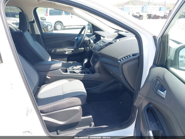 1FMCU9GD9JUD08451 Ford ESCAPE SE