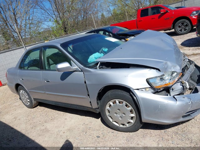 2002 Honda Accord 2.3 Lx მანქანა იყიდება აუქციონზე, vin: 1HGCG56442A020394, აუქციონის ნომერი: 44902931