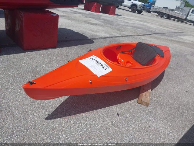 2000 Kayot Payette 116 10ft მანქანა იყიდება აუქციონზე, vin: LPE67908F212, აუქციონის ნომერი: 44902943