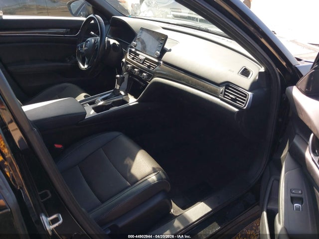 1HGCV1F35LA124819 Honda Accord Sport
