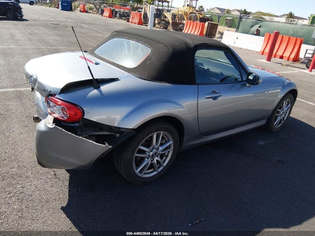 44902949 :رقم المزاد ، JM1NC2JF5F0239516 vin ، 2015 Mazda Mx-5 Miata Sport مزاد بيع