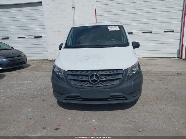 44902952 :رقم المزاد ، W1YV0BEY7L3757556 vin ، 2020 Mercedes-benz Metris مزاد بيع