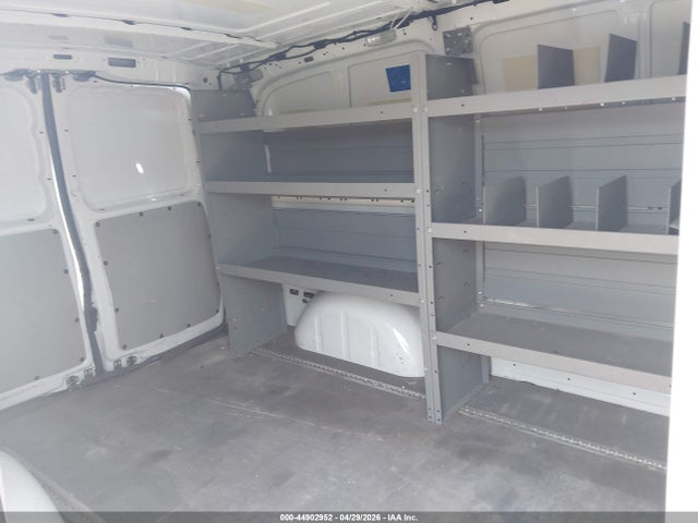 44902952 :رقم المزاد ، W1YV0BEY7L3757556 vin ، 2020 Mercedes-benz Metris مزاد بيع