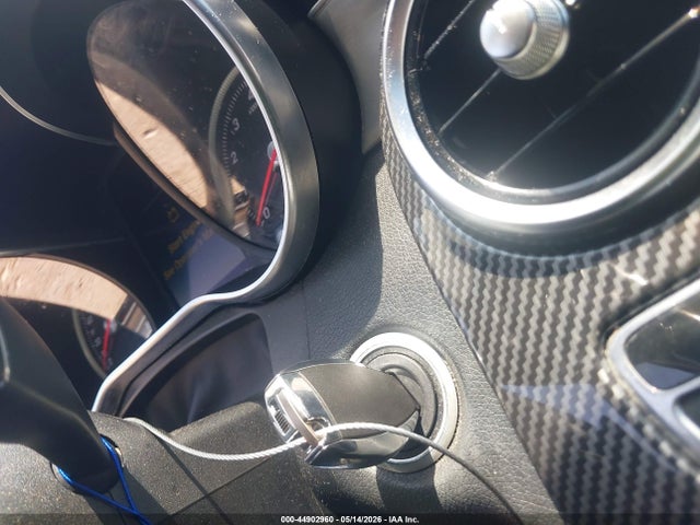 2015 Mercedes-benz C 300 4matic მანქანა იყიდება აუქციონზე, vin: 55SWF4KB5FU024348, აუქციონის ნომერი: 44902960