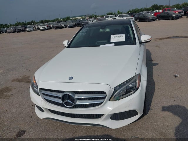 2015 Mercedes-benz C 300 4matic მანქანა იყიდება აუქციონზე, vin: 55SWF4KB5FU024348, აუქციონის ნომერი: 44902960